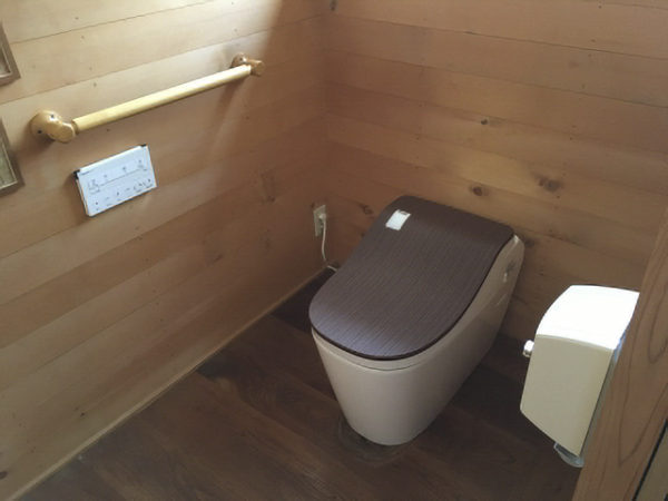 新潟市西蒲区 E様邸 トイレ入れ替え工事