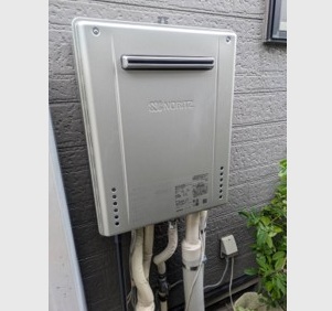 東区 Ｆ様邸　給湯器入替工事